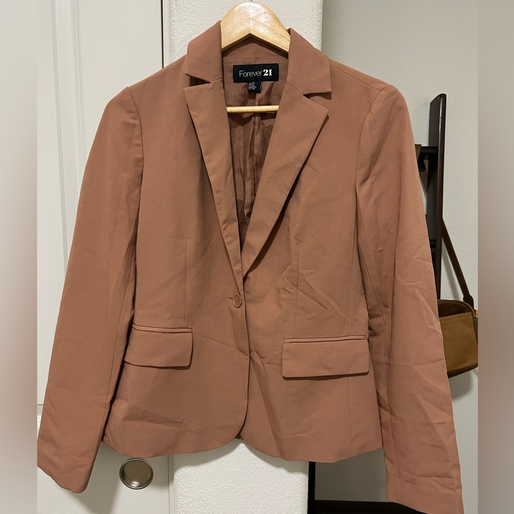 FOREVER 21 Nude Blazer
